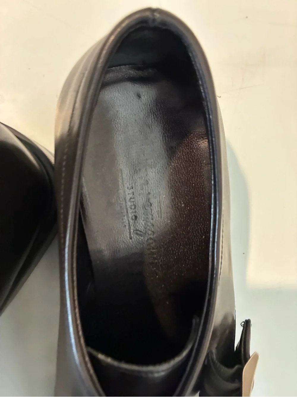Salvatore Ferragamo classic black